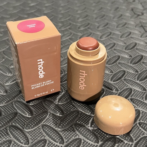 Rhode Toasted Teddy Blush – Warm Cocoa Flush with a Soft, Dewy Finish (5.3g)