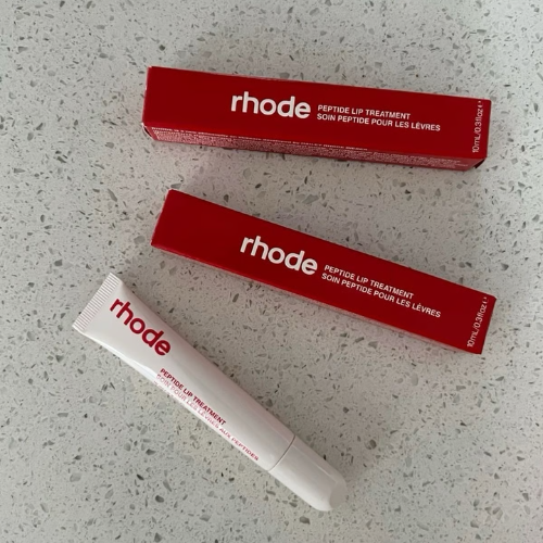 Rhode Strawberry Glaze (Fraise Glacée) Peptide Lip Treatment – Hydrating & Plumping Lip Care 10ml