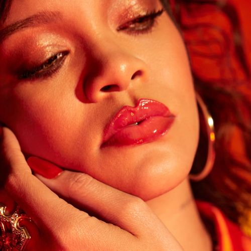 Fenty Beauty Gloss Bomb Heat Hot Cherry - Lip Plumper + Luminizer