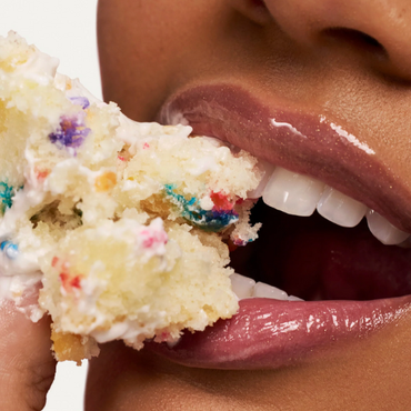 Summer Fridays Lip Butter Balm Birthday Cake - Hydrating & Vanilla Tinted Lip Care