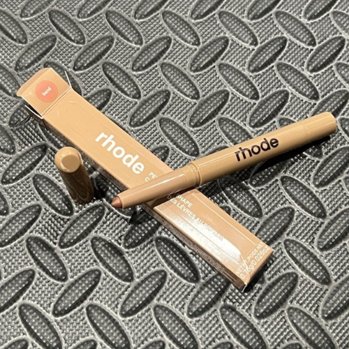 Rhode Peptide Lip Shape – Bend (Soft Peachy Beige)